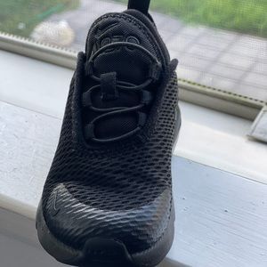 Used black nike